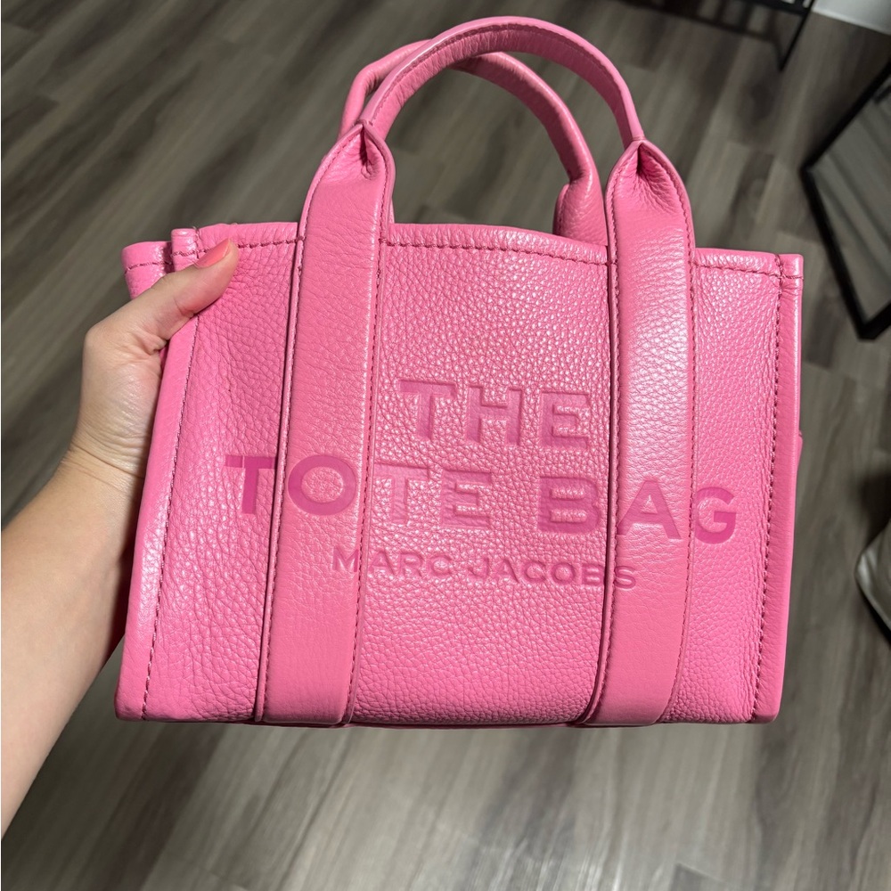 Marc Jacobs Vibrant Pink Leather Tote